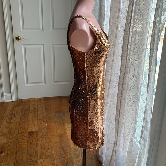 ASOS sequin dress - Picture 4 of 10